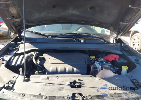 2020 Jeep Compass Sun And Safety 4X4 z USA, uszkodzony, nr VIN 3C4NJDBB5LT238894